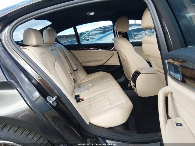 2017 Bmw 530i მანქანა იყიდება აუქციონზე, vin: WBAJA5C31HG897611, აუქციონის ნომერი: 45329371