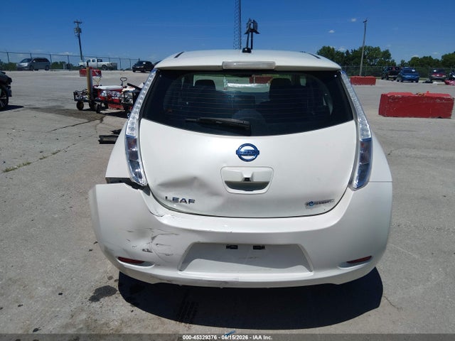 Nissan LEAF SV 2015 1N4AZ0CP0FC328826 Image 16