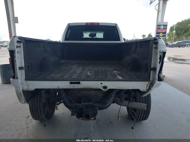 45329379 :رقم المزاد ، 3C6UR5HL5FG617988 vin ، 2015 Ram 2500 Tradesman مزاد بيع
