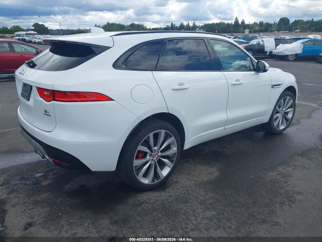Jaguar F-PACE S 2017 SADCM2BV3HA089806 Image 4