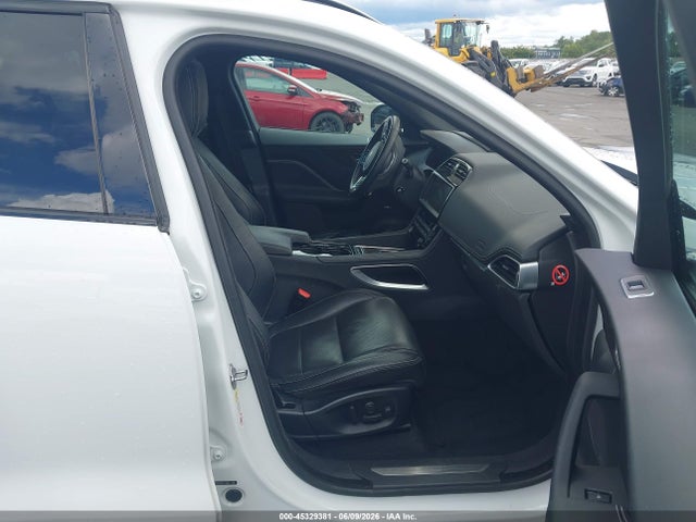 Jaguar F-PACE S 2017 SADCM2BV3HA089806 Image 5