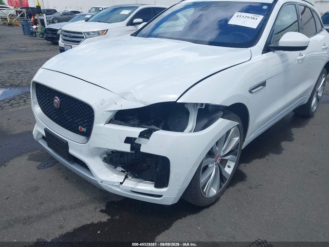 Jaguar F-PACE S 2017 SADCM2BV3HA089806 Image 6