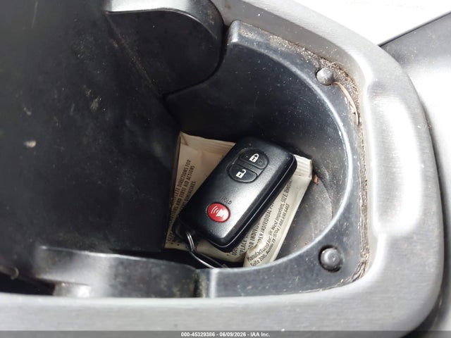 Продажа на аукционе авто 2010 Toyota Prius Iii, vin: JTDKN3DU5A0142399, номер лота: 45329386