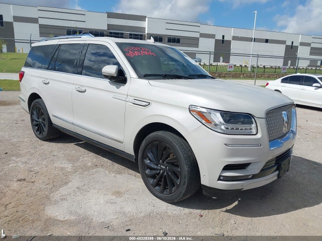 Продажа на аукционе авто 2021 Lincoln Navigator Reserve, vin: 5LMJJ2LT0MEL10153, номер лота: 45329399