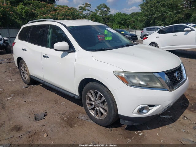 Продажа на аукционе авто 2016 Nissan Pathfinder Platinum/s/sl/sv, vin: 5N1AR2MN2GC611213, номер лота: 45329419