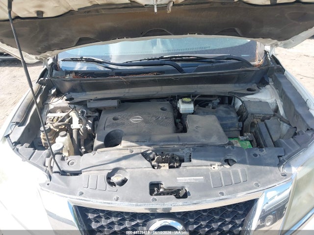 Продажа на аукционе авто 2016 Nissan Pathfinder Platinum/s/sl/sv, vin: 5N1AR2MN2GC611213, номер лота: 45329419