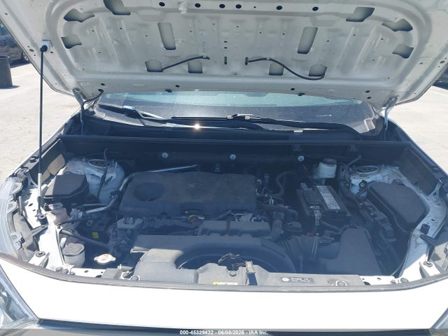 2T3P1RFV8KW005545 Toyota Rav4 Xle