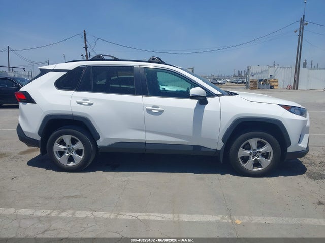 2T3P1RFV8KW005545 Toyota Rav4 Xle