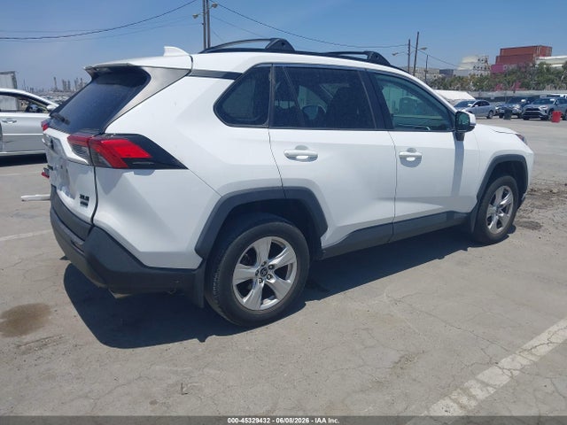 2T3P1RFV8KW005545 Toyota Rav4 Xle