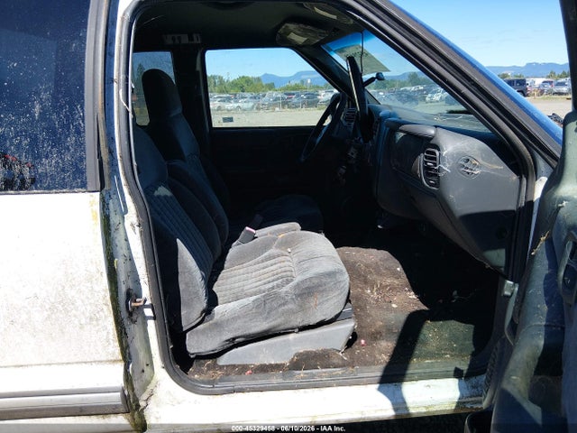 Aukcja sprzedaży 2001 Chevrolet S-10 Ls, vin: 1GCCS19W518145560, numer aukcji: 45329458
