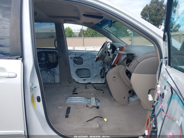 2004 Toyota Sienna Xle Limited მანქანა იყიდება აუქციონზე, vin: 5TDZA22C14S137863, აუქციონის ნომერი: 45329459