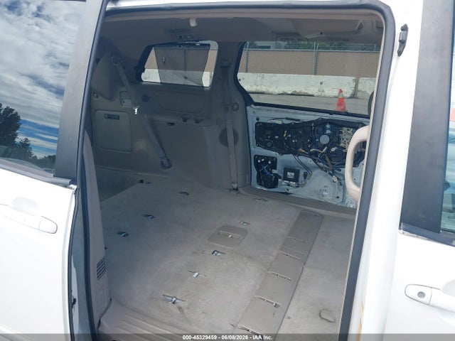 2004 Toyota Sienna Xle Limited მანქანა იყიდება აუქციონზე, vin: 5TDZA22C14S137863, აუქციონის ნომერი: 45329459