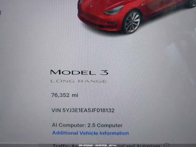 Tesla Model 3 Long Range/mid Range 2018 5YJ3E1EA5JF018132 Image 15