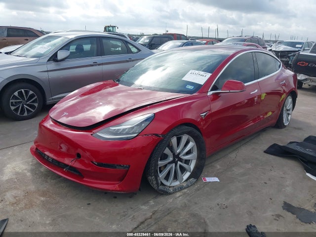 Tesla Model 3 Long Range/mid Range 2018 5YJ3E1EA5JF018132 Image 2