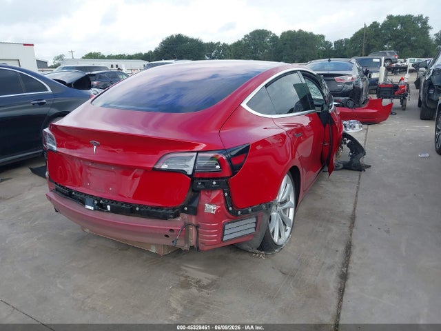 Tesla Model 3 Long Range/mid Range 2018 5YJ3E1EA5JF018132 Image 4