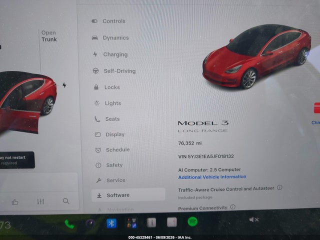 Tesla Model 3 Long Range/mid Range 2018 5YJ3E1EA5JF018132 Image 7