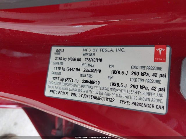 Tesla Model 3 Long Range/mid Range 2018 5YJ3E1EA5JF018132 Image 9