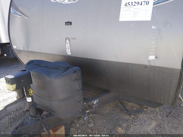 Forest River Catalina 2018 5ZT2CARB6JU030347 Image 6