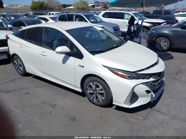 2017 JTDKARFP5H3057562 main image