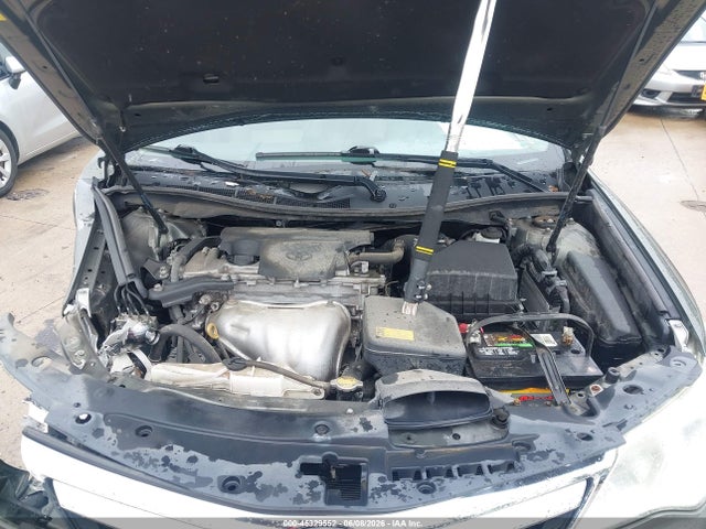 45329552 :رقم المزاد ، 4T4BF1FK5ER352417 vin ، 2014 Toyota Camry Xle مزاد بيع