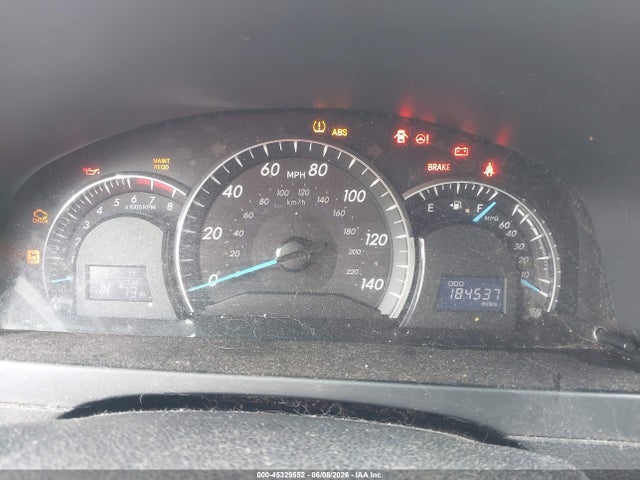 45329552 :رقم المزاد ، 4T4BF1FK5ER352417 vin ، 2014 Toyota Camry Xle مزاد بيع