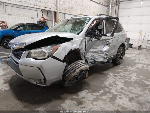 Subaru Forester 2.0xt Touring 2015 JF2SJGUC8FH402542 Image 2