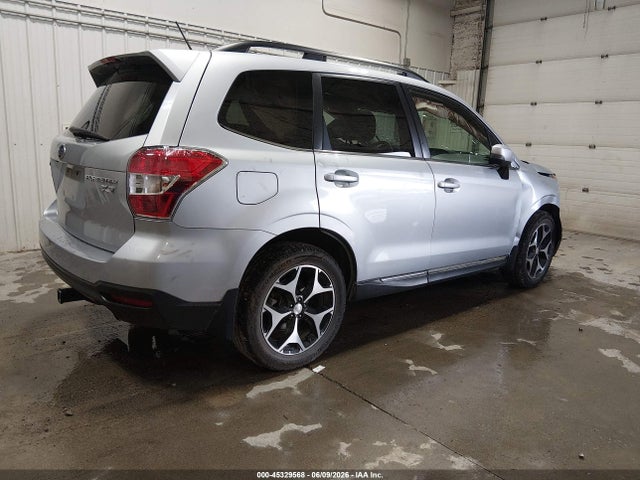 Subaru Forester 2.0xt Touring 2015 JF2SJGUC8FH402542 Image 4