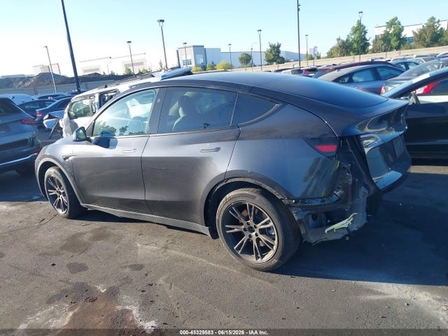 45329583 :رقم المزاد ، 7SAYGDED5SF221540 vin ، 2025 Tesla Model Y Long Range Dual Motor Rear-wheel Drive مزاد بيع