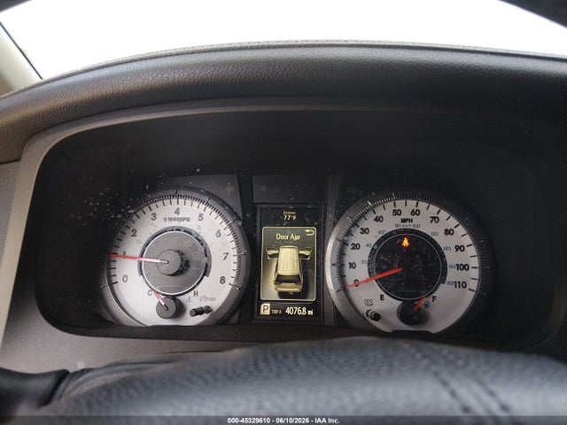 5TDXK3DC6FS657647 Toyota Sienna Se 8 Passenger