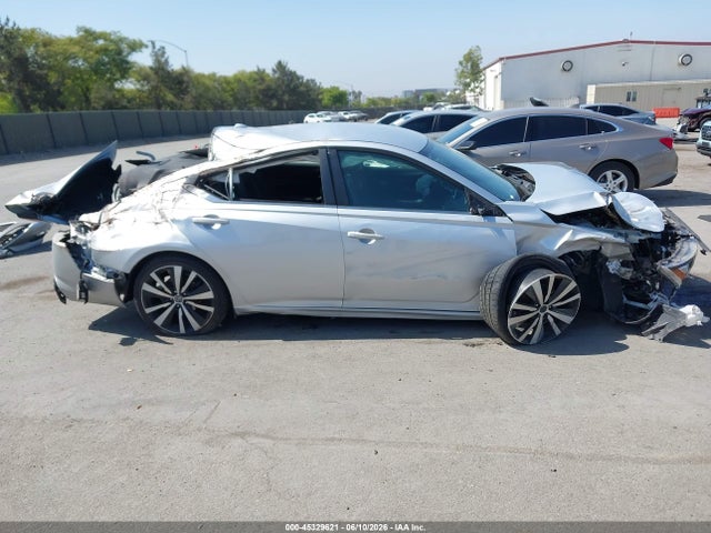 1N4BL4CWXKC175483 Nissan Altima 2.5 Sr