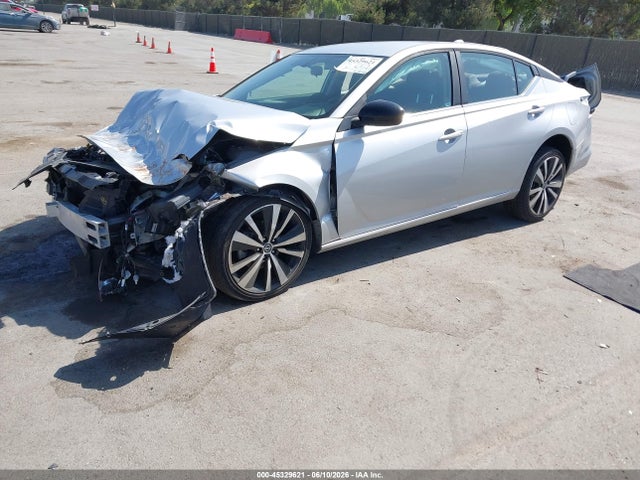 1N4BL4CWXKC175483 Nissan Altima 2.5 Sr