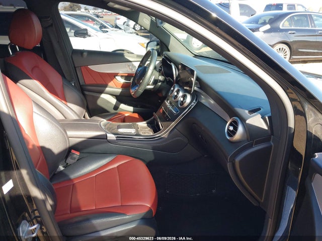 Продажа на аукционе авто 2020 Mercedes-benz Glc 300, vin: W1N0G8DB0LF807750, номер лота: 45329623
