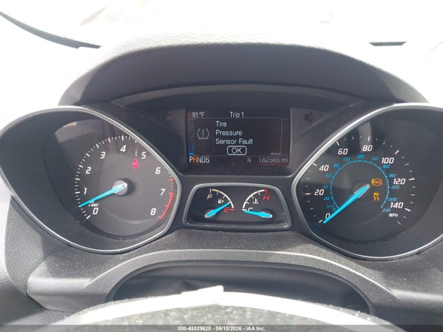 45329628 :رقم المزاد ، 1FMCU9J92FUC46094 vin ، 2015 Ford Escape Titanium مزاد بيع