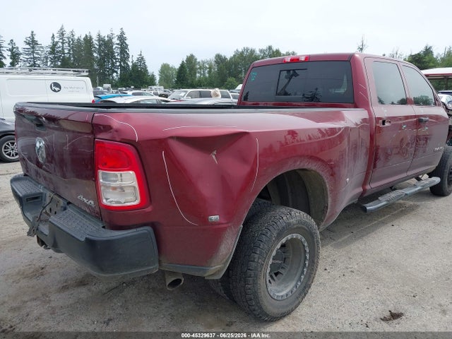 45329637 :رقم المزاد ، 3C63RRGLXNG135259 vin ، 2022 Ram 3500 Tradesman  4x4 8' Box مزاد بيع