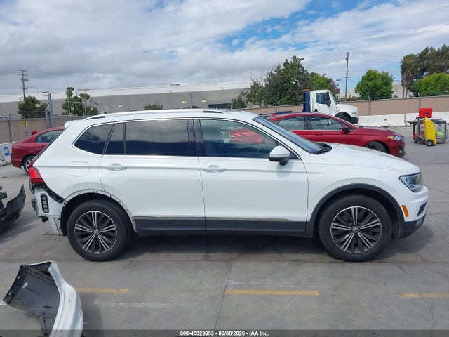 3VV3B7AX1JM015196 Volkswagen Tiguan 2.0t Se/2.0t Sel