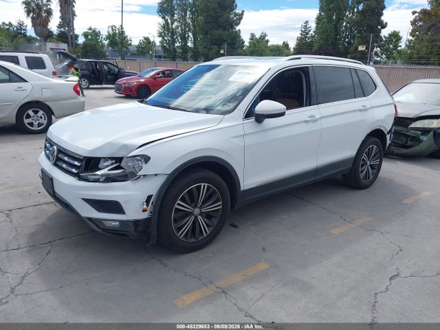 3VV3B7AX1JM015196 Volkswagen Tiguan 2.0t Se/2.0t Sel