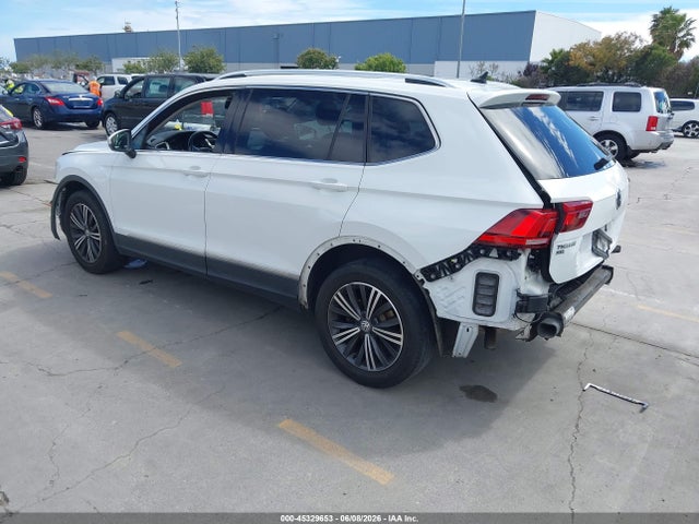 3VV3B7AX1JM015196 Volkswagen Tiguan 2.0t Se/2.0t Sel