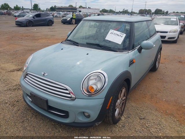 2012 Mini Cooper მანქანა იყიდება აუქციონზე, vin: WMWSU3C52CT258784, აუქციონის ნომერი: 45329654