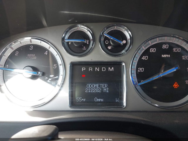 45329659 :رقم المزاد ، 1GYS4BEF9BR207551 vin ، 2011 Cadillac Escalade Luxury مزاد بيع
