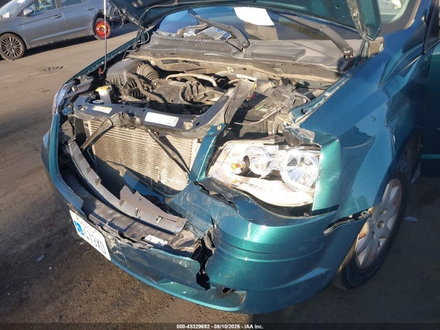 45329692 :رقم المزاد ، 2A8HR44E59R680687 vin ، 2009 Chrysler Town & Country Lx مزاد بيع