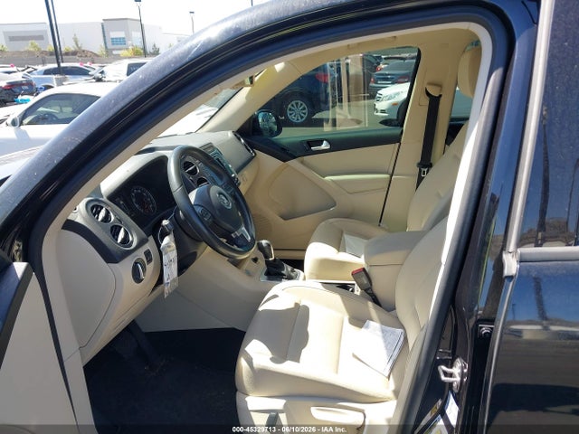 WVGAV7AX8HK037464 Volkswagen Tiguan 2.0t/2.0t S