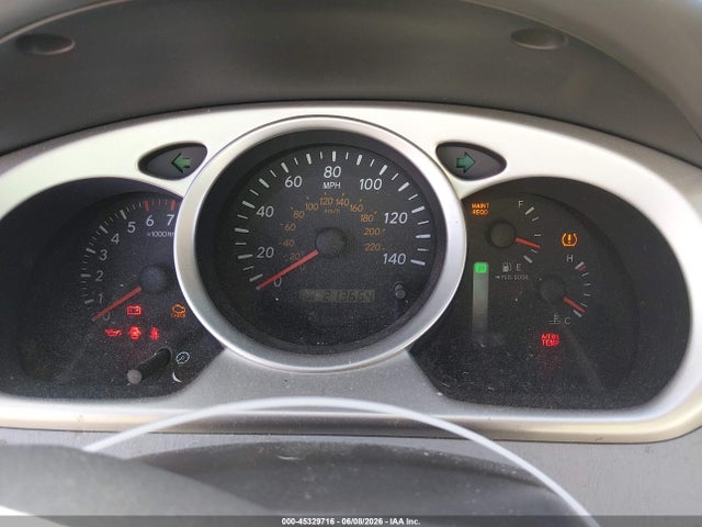 Auction sale of the 2005 Toyota Highlander Limited V6, vin: JTEEP21A450135540, lot number: 45329716
