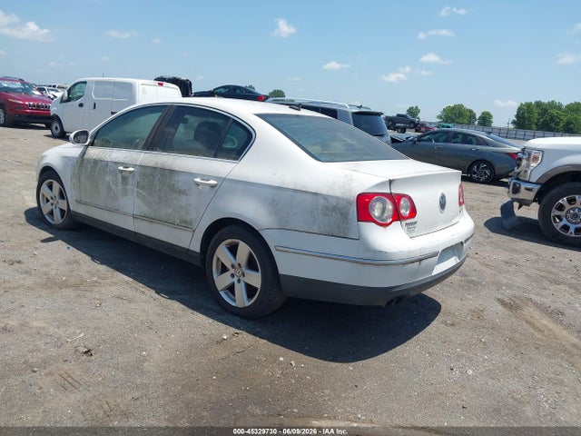 2007 Volkswagen Passat 2.0t Wolfsburg Edition მანქანა იყიდება აუქციონზე, vin: WVWAK73CX7P150468, აუქციონის ნომერი: 45329730