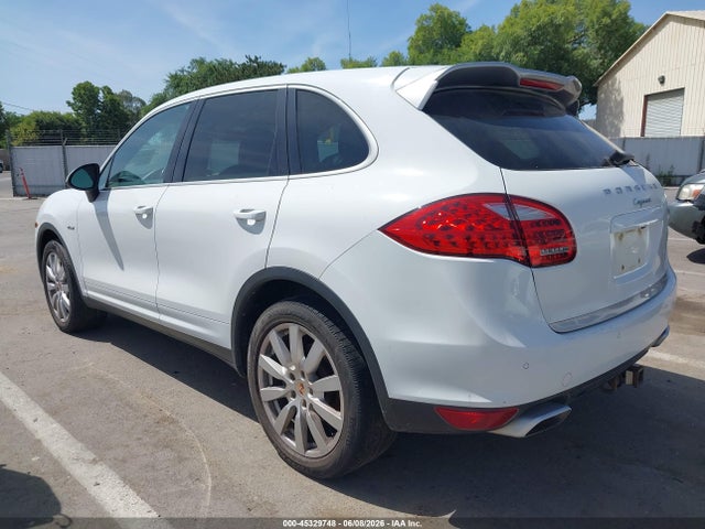 Porsche Cayenne 2014 WP1AF2A21ELA42213 Image 3
