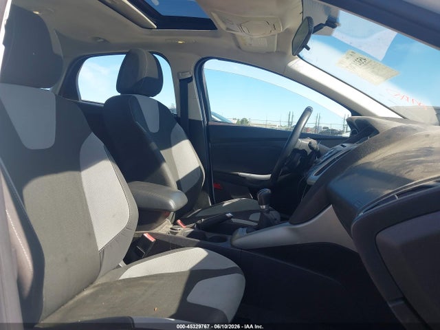 Продажа на аукционе авто 2012 Ford Focus Se, vin: 1FAHP3K21CL477737, номер лота: 45329767