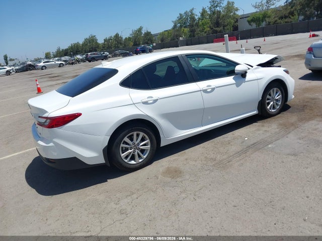 Toyota CAMRY LE 2026 4T1DAACK5TU219806 Image 4