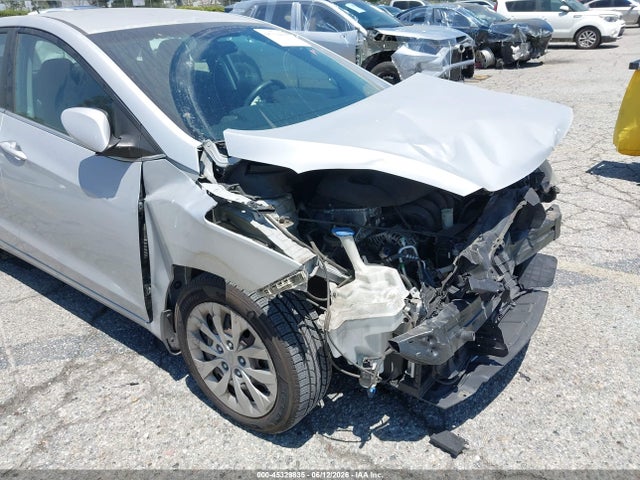Hyundai ELANTRA GT 2016 KMHD35LH2GU325691 Image 13