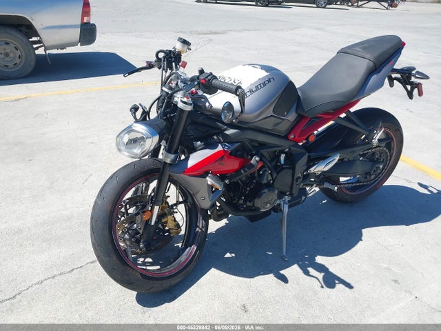 Triumph Motorcycle Street Triple R 2014 SMTL03NE9ET622736 Image 2