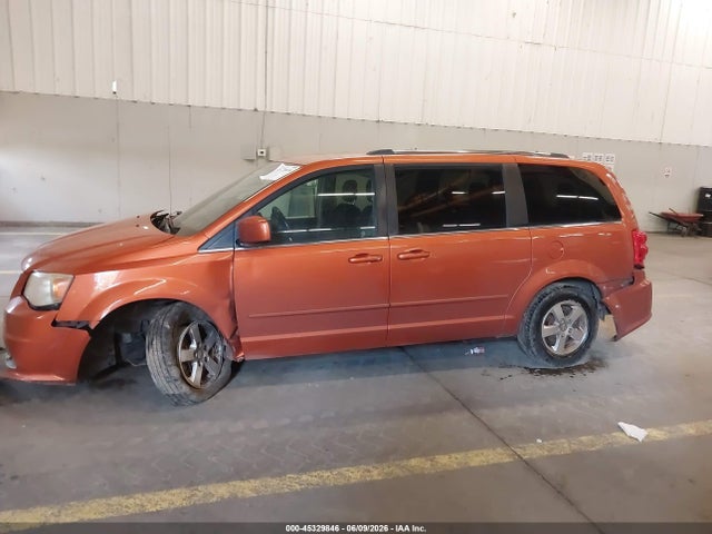 Продажа на аукционе авто 2011 Dodge Grand Caravan Crew, vin: 2D4RN5DG3BR689864, номер лота: 45329846