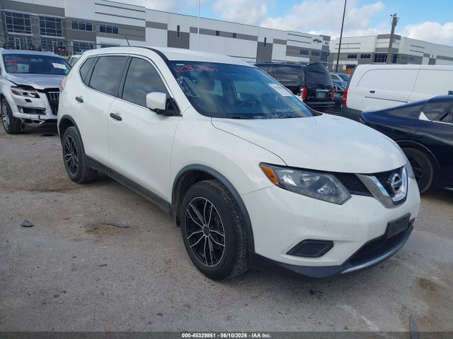 2016 Nissan Rogue S მანქანა იყიდება აუქციონზე, vin: JN8AT2MT2GW013842, აუქციონის ნომერი: 45329861